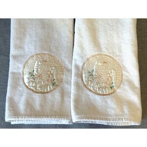 Vintage Swan Appliqué Towels Set 2 Made in USA Romantic Cottage Bath Decor 30x16